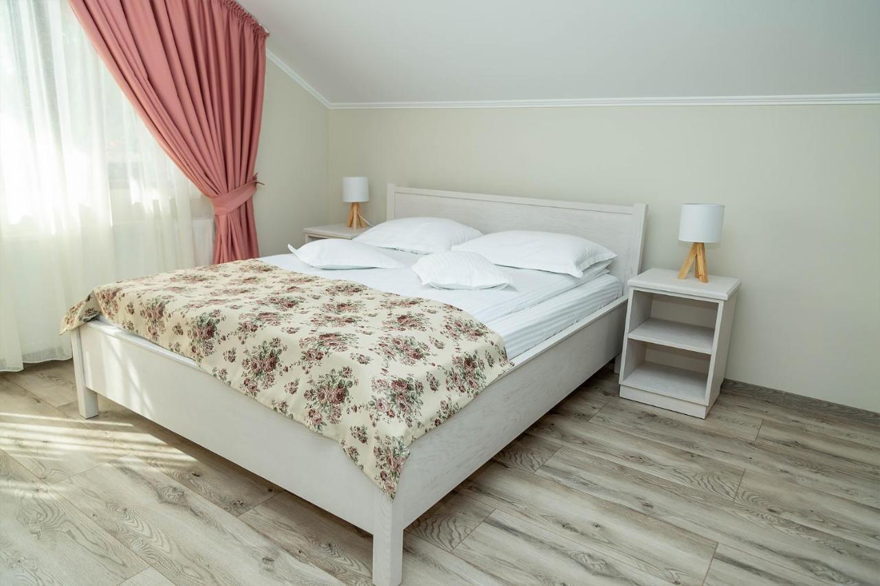 Pensiunea Casablanca Reghin Luaran gambar